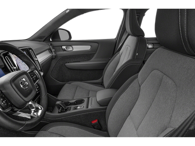 2024 Volvo XC40 B5 Core