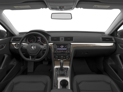 2018 Volkswagen Passat 2.0T SE w/Technology w/Technology