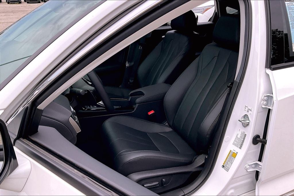 2025 Acura Integra Base