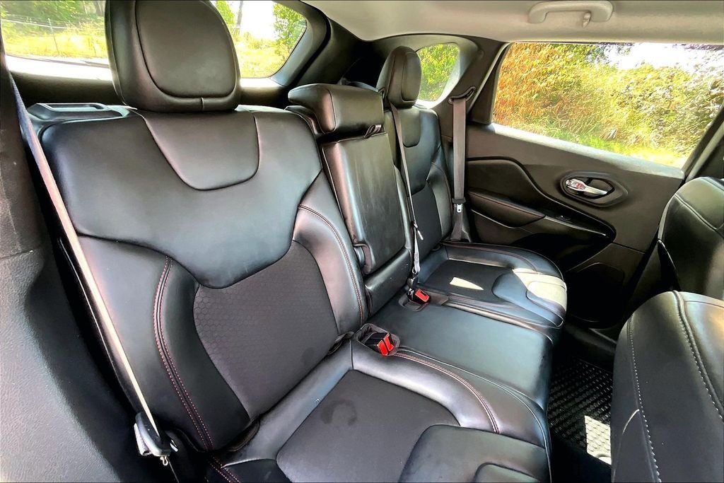 2020 Jeep Cherokee Trailhawk