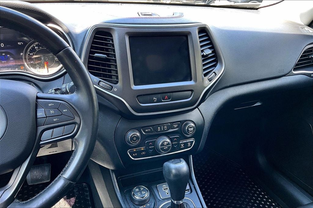 2020 Jeep Cherokee Trailhawk