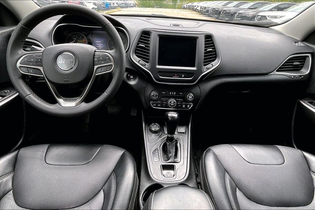 2022 Jeep Cherokee Latitude Lux