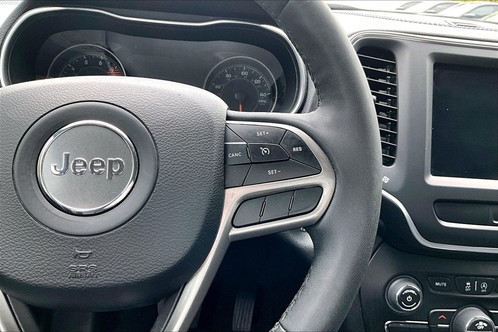 2022 Jeep Cherokee Latitude Lux