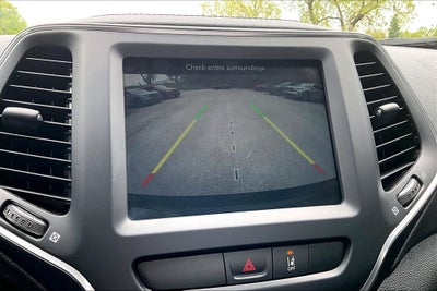 2022 Jeep Cherokee Latitude Lux