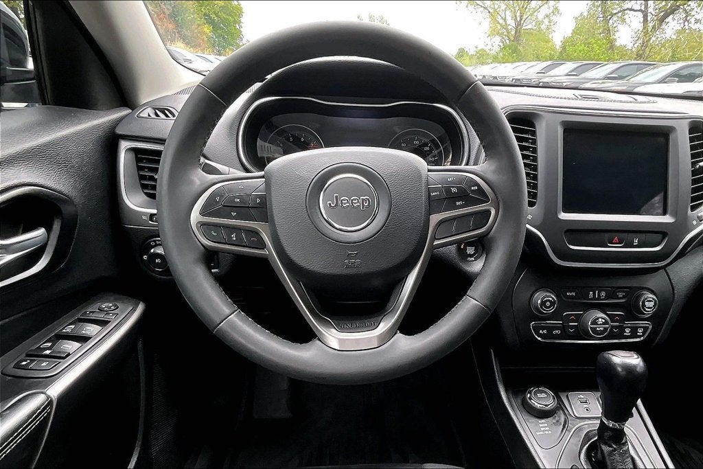 2022 Jeep Cherokee Latitude Lux