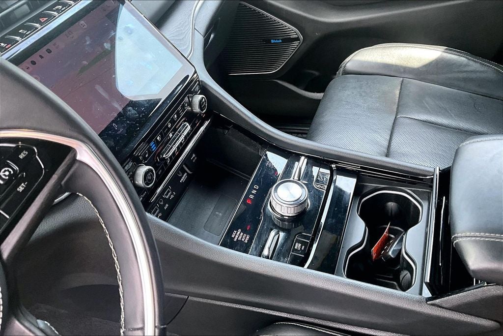 2022 Jeep Grand Cherokee Overland
