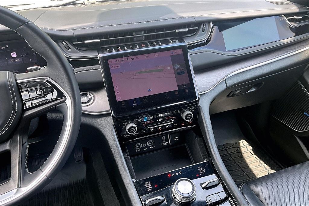 2022 Jeep Grand Cherokee Overland