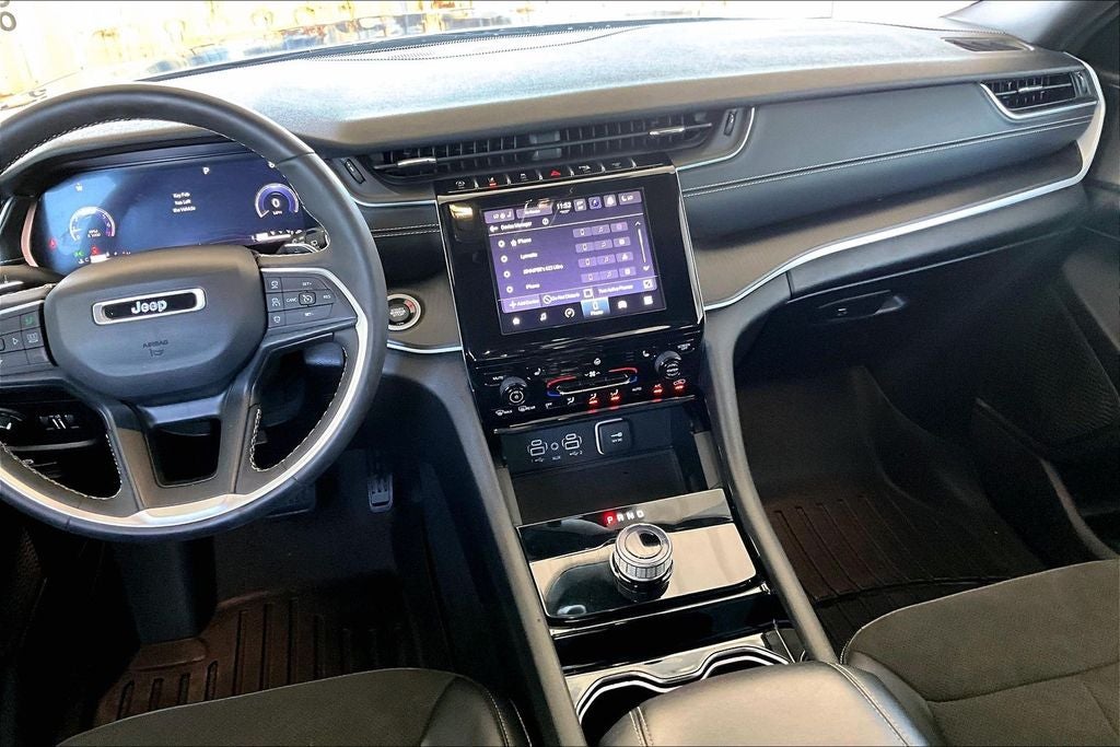 2023 Jeep Grand Cherokee L Altitude