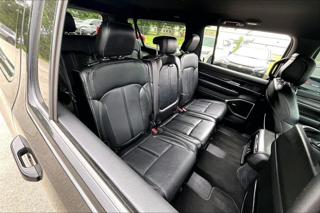 2024 Jeep Wagoneer L Series II