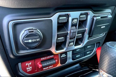 2026 Jeep Gladiator Mojave X