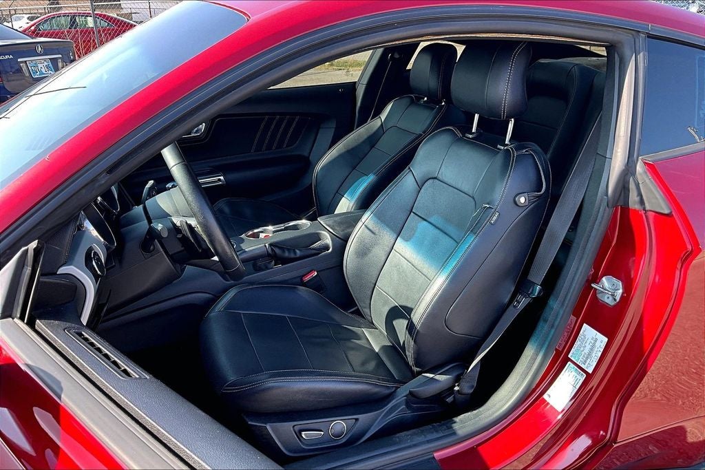 2016 Ford Mustang EcoBoost Premium