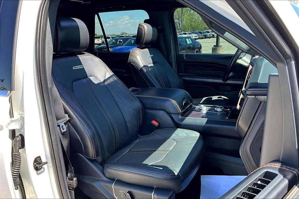 2022 Ford Expedition Platinum