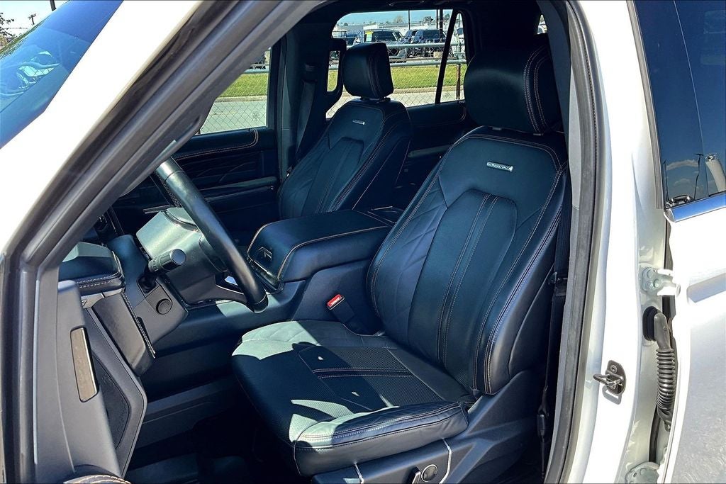 2022 Ford Expedition Platinum