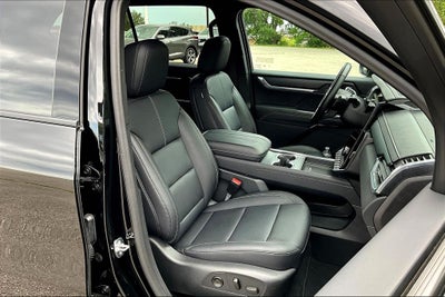 2024 GMC Acadia Elevation