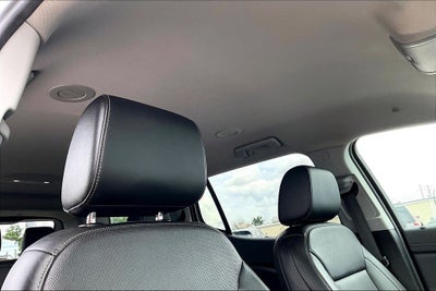 2022 GMC Acadia SLT