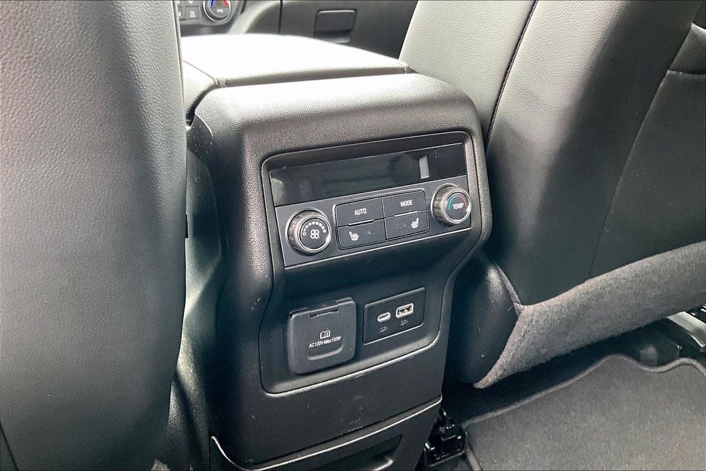 2022 GMC Acadia SLT
