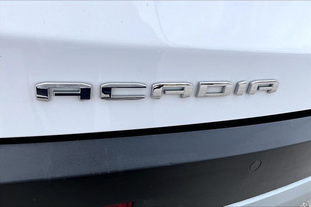 2022 GMC Acadia SLT
