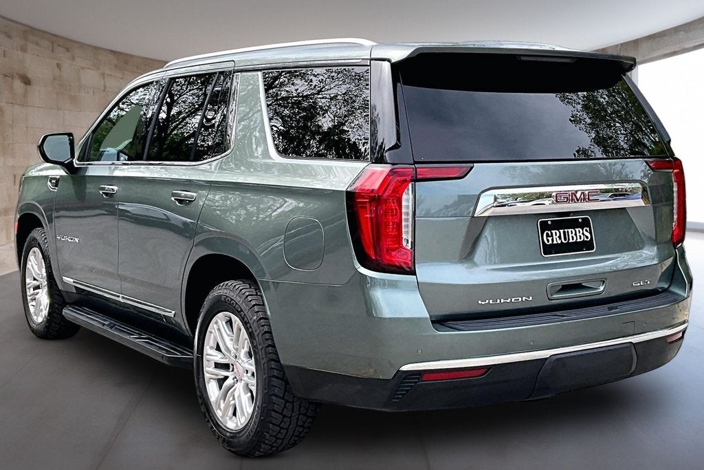 2023 GMC Yukon SLT