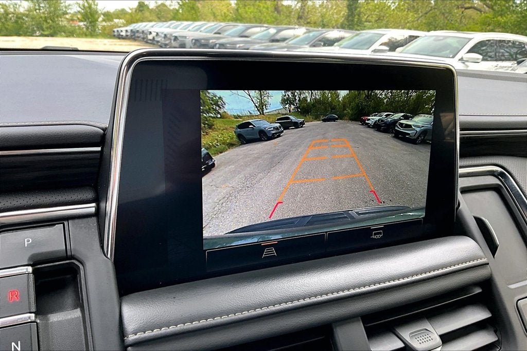 2023 GMC Yukon SLT
