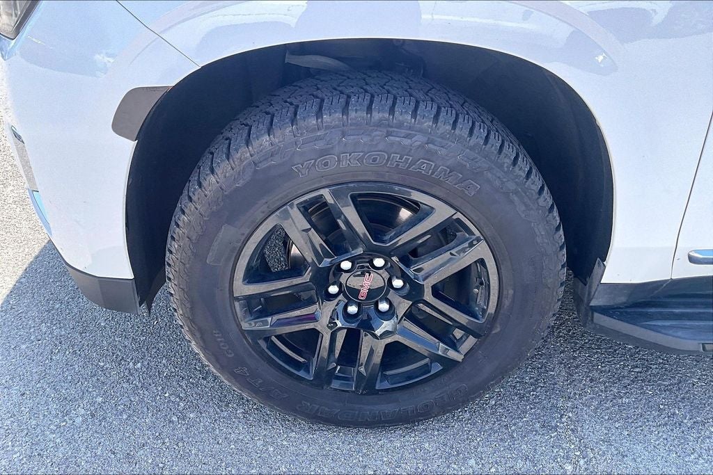2022 GMC Yukon SLT