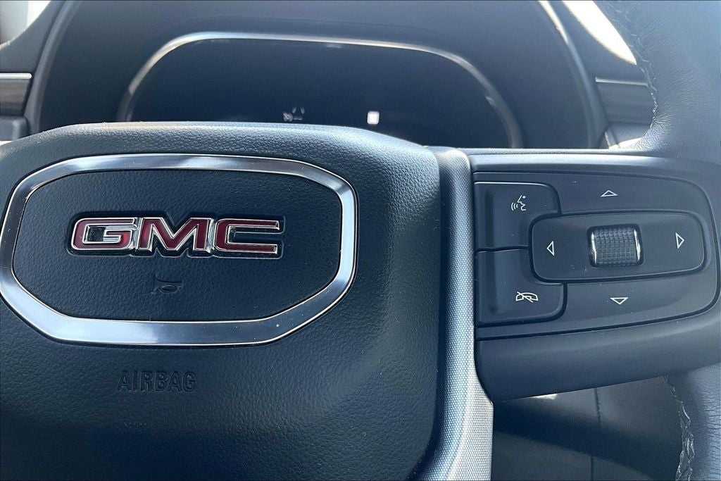 2022 GMC Yukon SLT