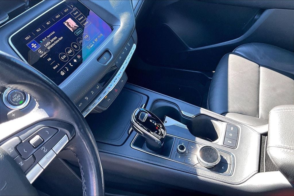 2023 Cadillac XT4 Premium Luxury