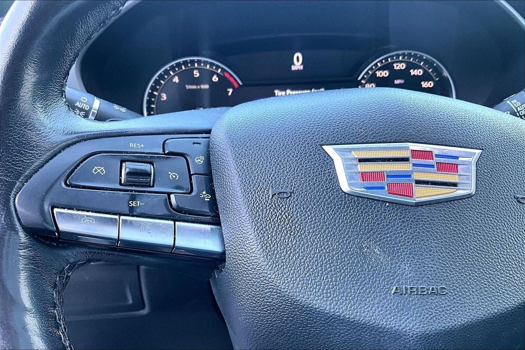 2021 Cadillac XT4 Premium Luxury