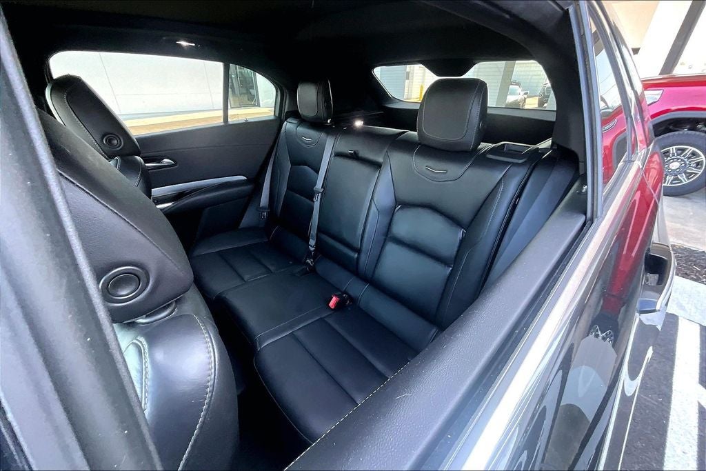 2021 Cadillac XT4 Premium Luxury