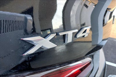 2021 Cadillac XT4 Premium Luxury