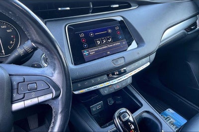 2021 Cadillac XT4 Premium Luxury