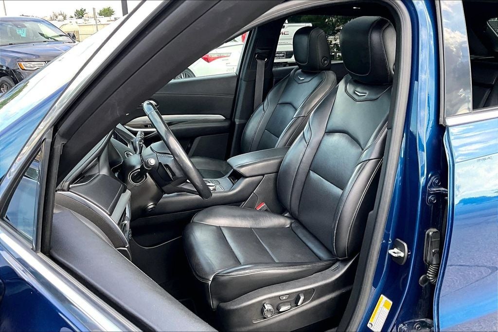 2019 Cadillac XT4 Premium Luxury
