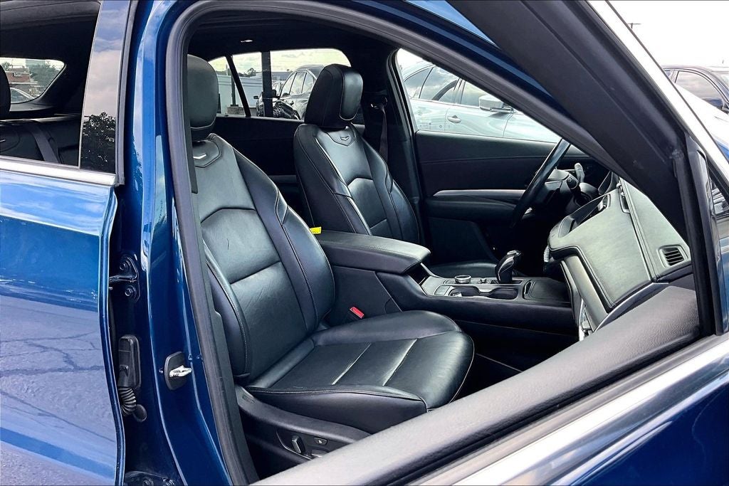 2019 Cadillac XT4 Premium Luxury