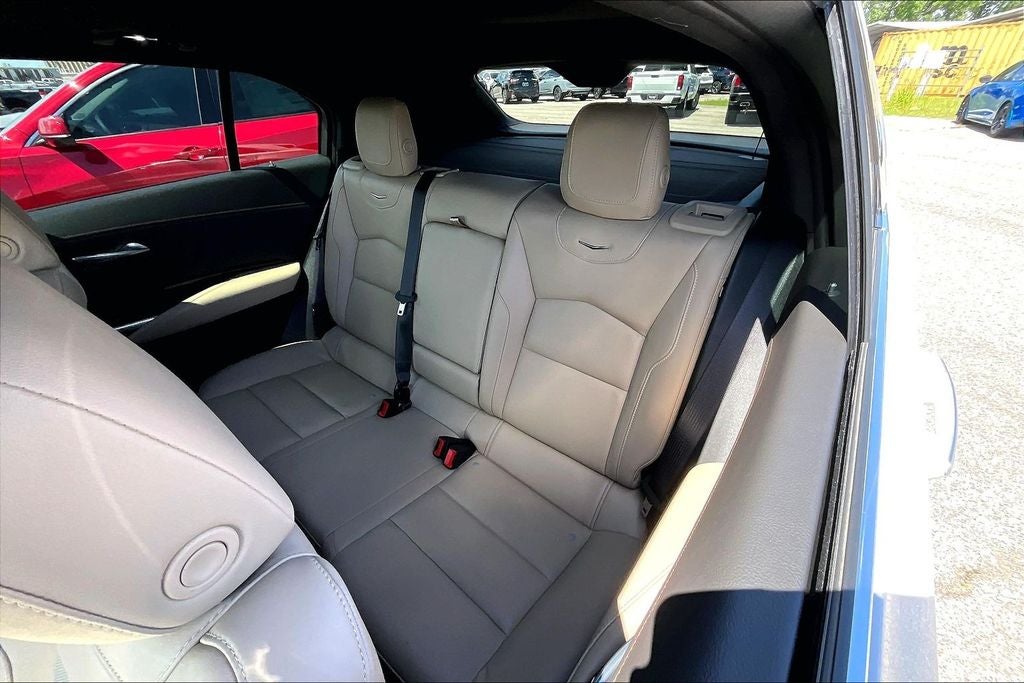 2024 Cadillac XT4 Premium Luxury