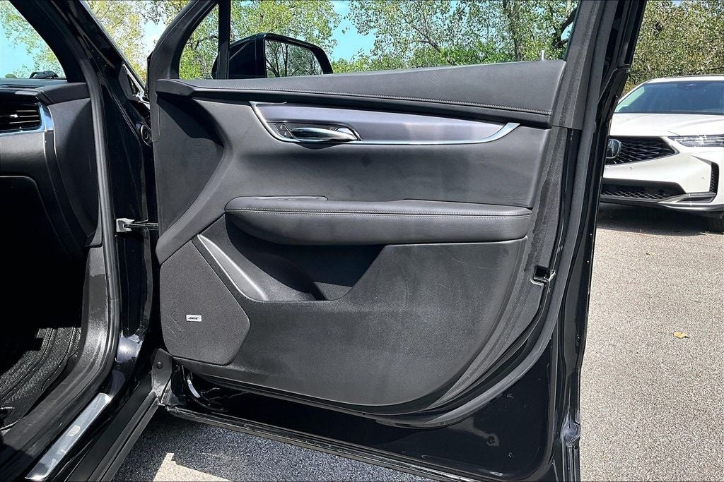 2025 Cadillac XT6 Luxury