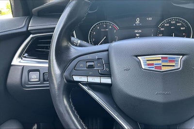 2025 Cadillac XT6 Luxury