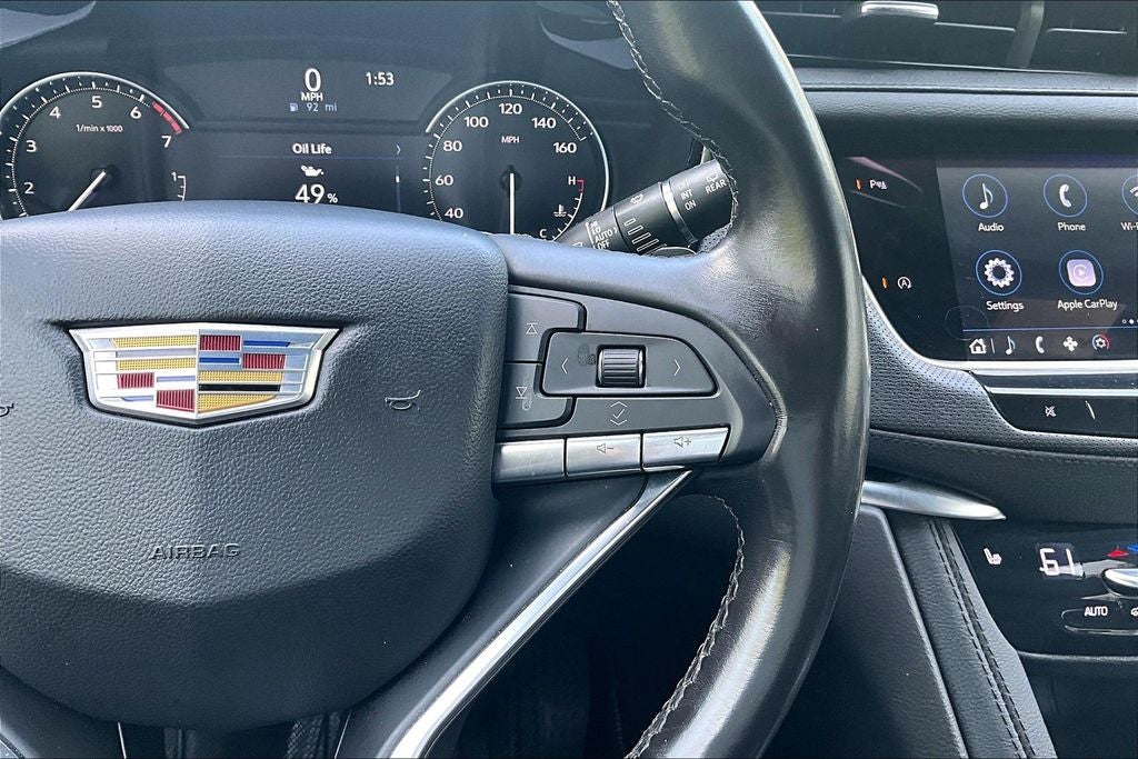2025 Cadillac XT6 Luxury