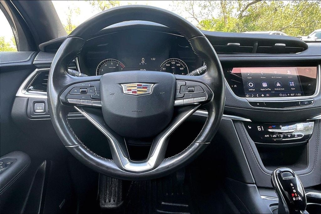2025 Cadillac XT6 Luxury