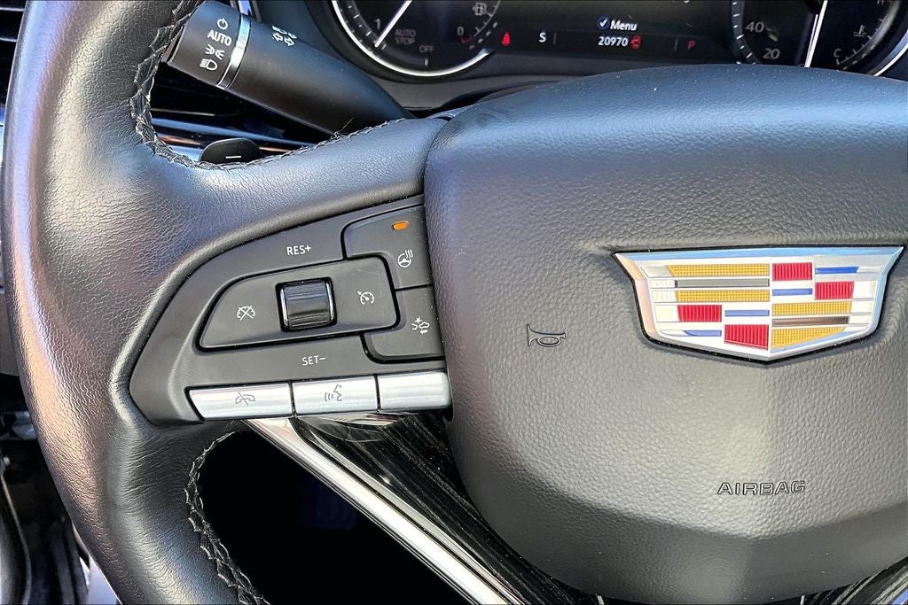 2025 Cadillac XT6 Premium Luxury