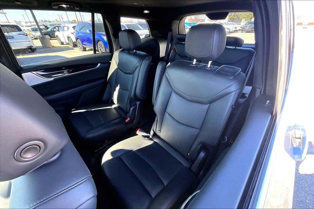 2025 Cadillac XT6 Premium Luxury