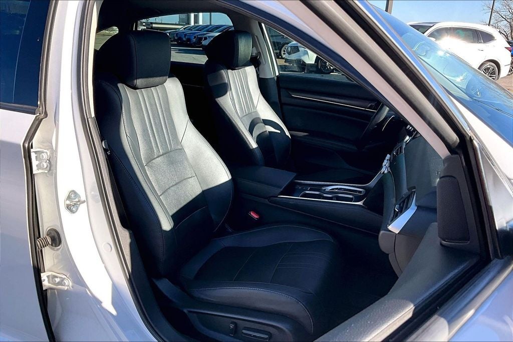 2020 Honda Accord Touring 2.0T