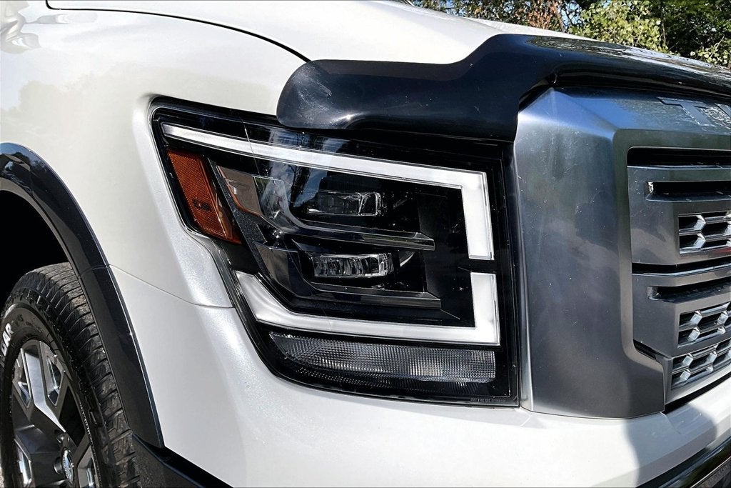 2022 Nissan Titan Platinum Reserve
