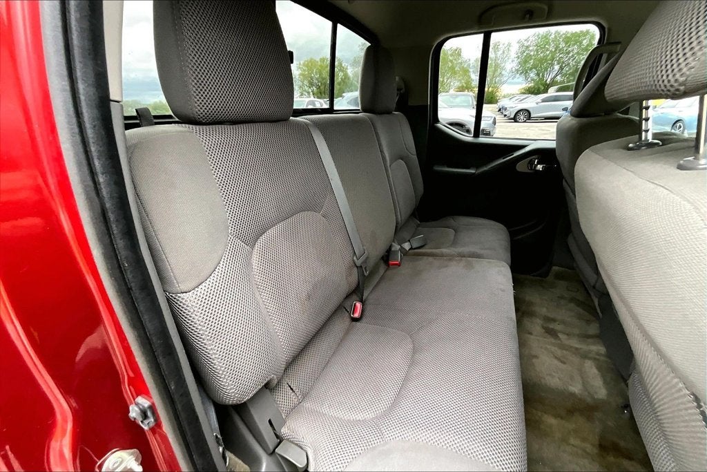 2017 Nissan Frontier SV