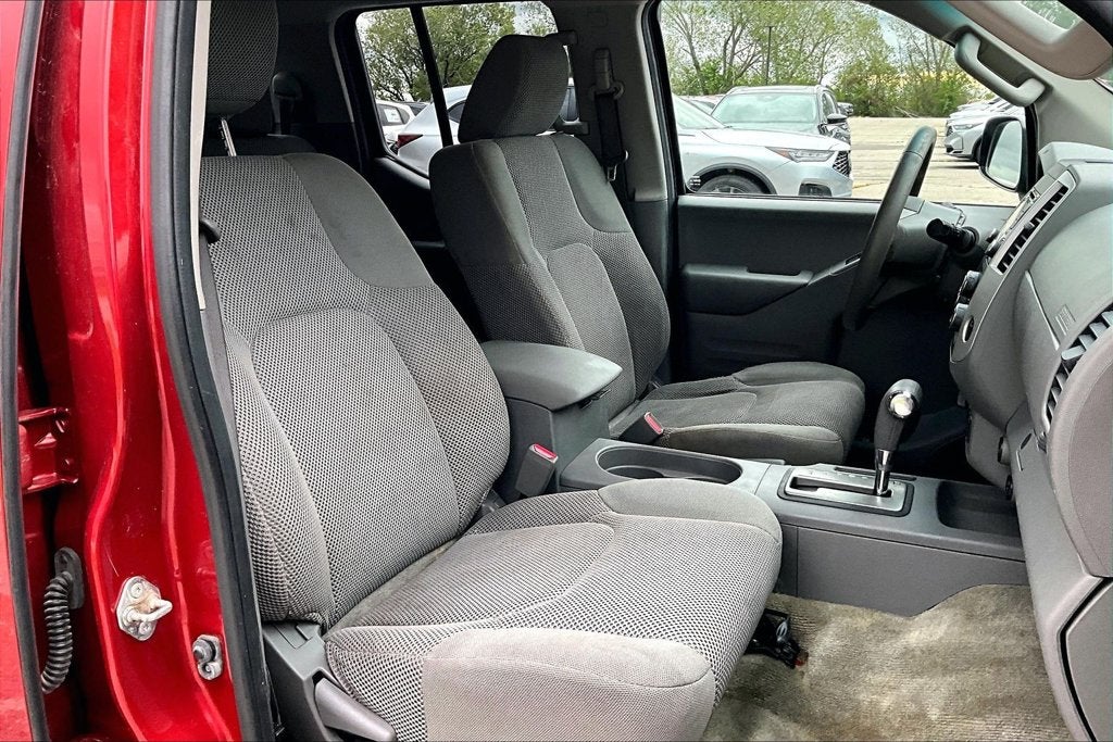 2017 Nissan Frontier SV