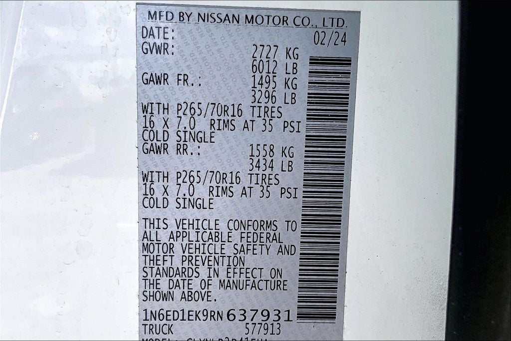 2024 Nissan Frontier SV
