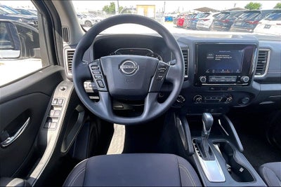 2024 Nissan Frontier SV