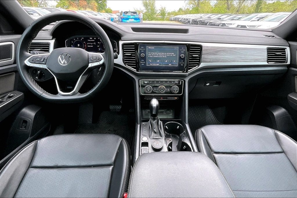 2022 Volkswagen Atlas Cross Sport 2.0T SE w/Technology