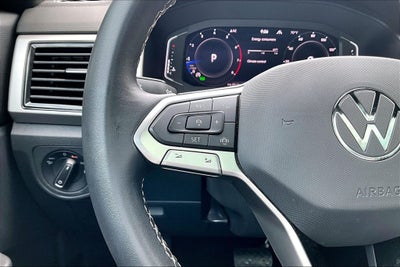 2022 Volkswagen Atlas Cross Sport 2.0T SE w/Technology