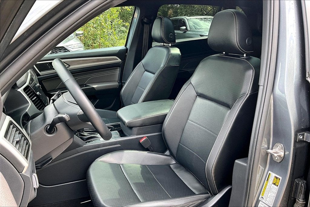 2022 Volkswagen Atlas Cross Sport 2.0T SE w/Technology