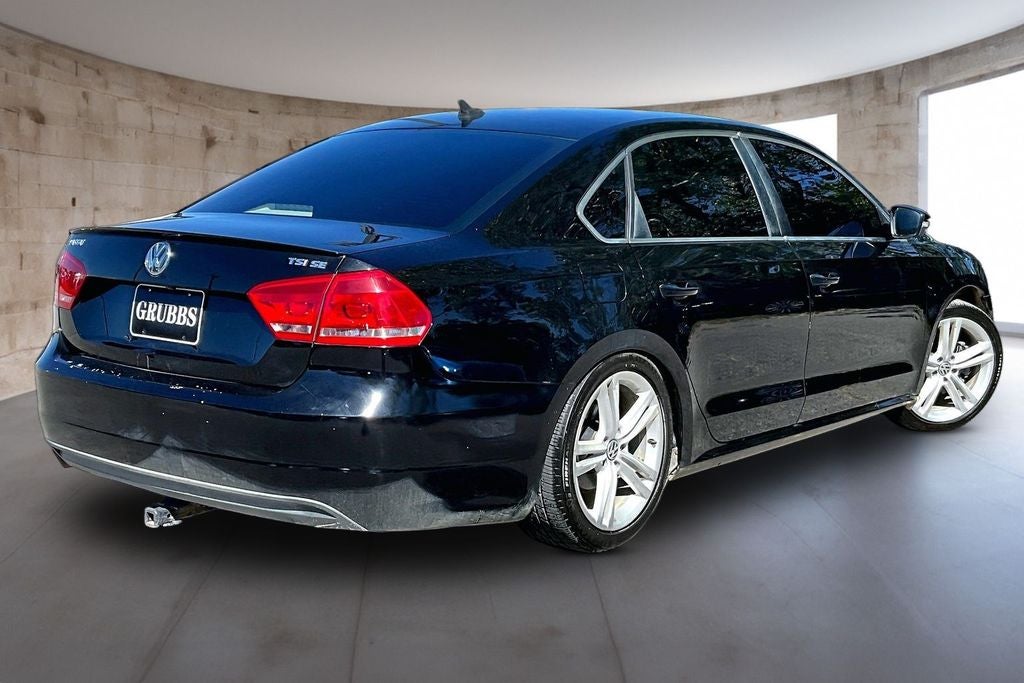2014 Volkswagen Passat 1.8T SE w/Sunroof/Nav