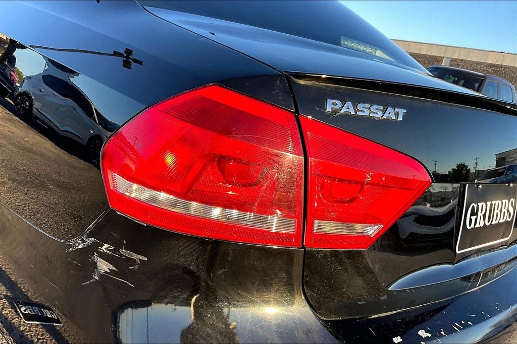 2014 Volkswagen Passat 1.8T SE w/Sunroof/Nav